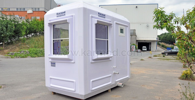 portable-toilets-showers-for-festivals-cover-2-1781094093