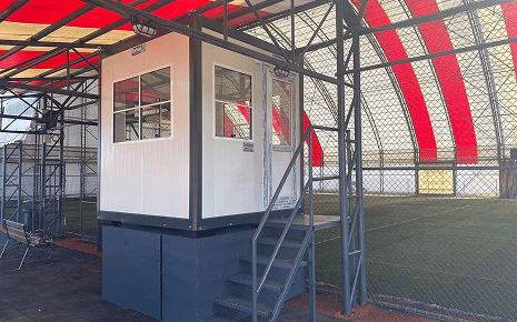 Prefab Office Cabins for Contractors: How Modular Solutions Reduce Overhead on Large Projects