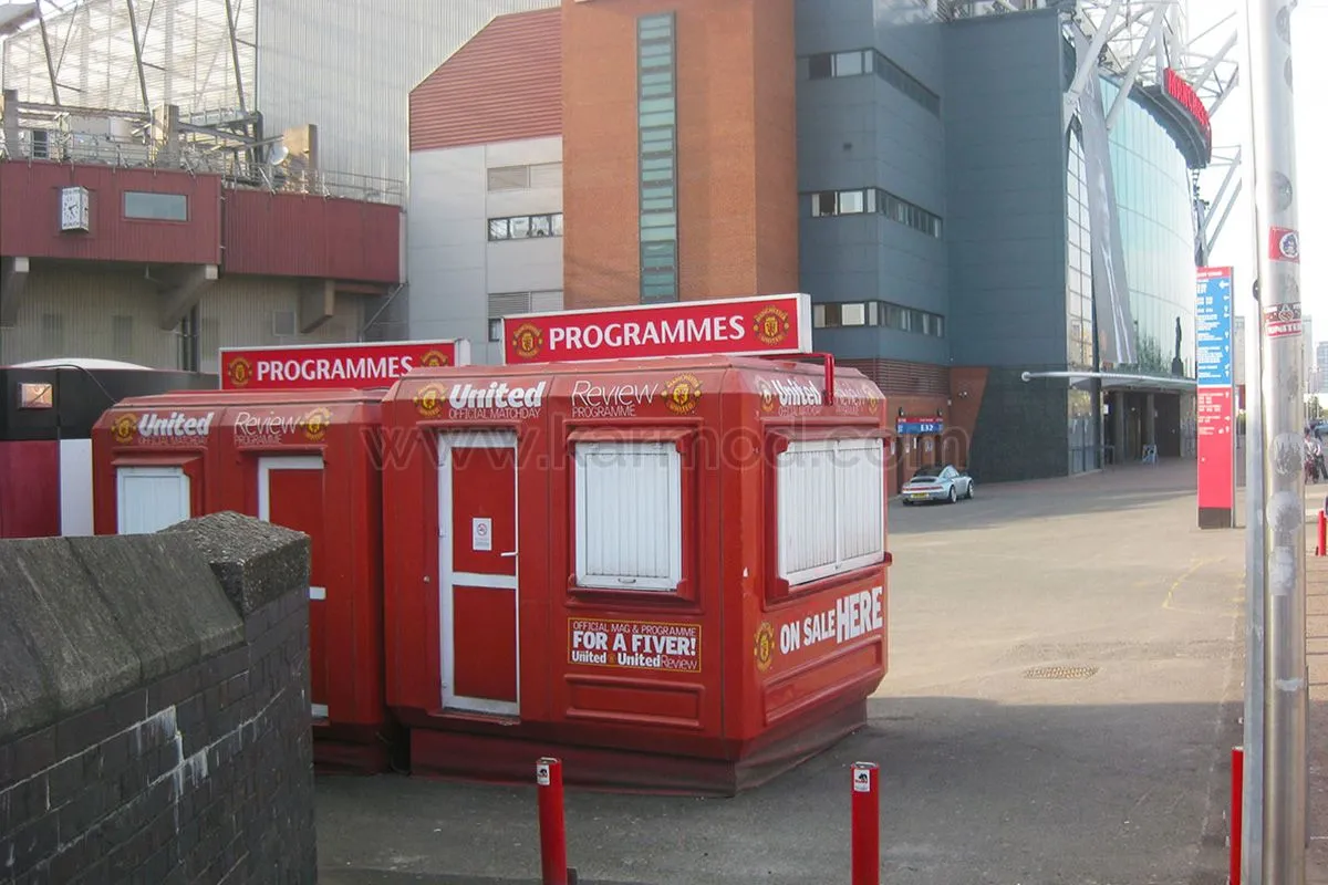 Ticket Sales Kiosks For Manchester United Product Sales Stores 63660 3